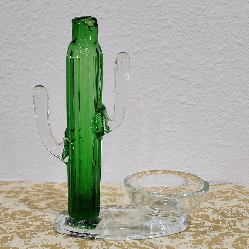 Vintage Southwestern Blown  Green Glass Cactus Vase Decor